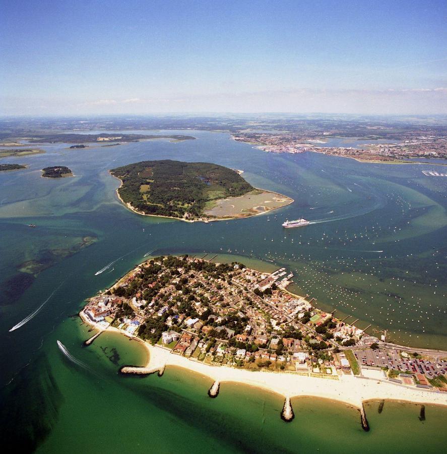 Ocean Escape Villa Poole Dış mekan fotoğraf