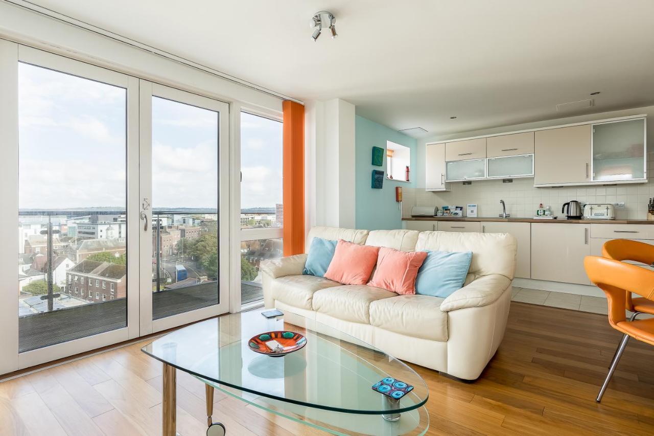 Ocean Escape Villa Poole Dış mekan fotoğraf