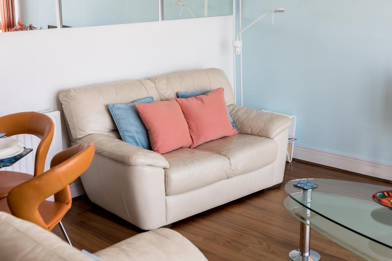 Ocean Escape Villa Poole Dış mekan fotoğraf
